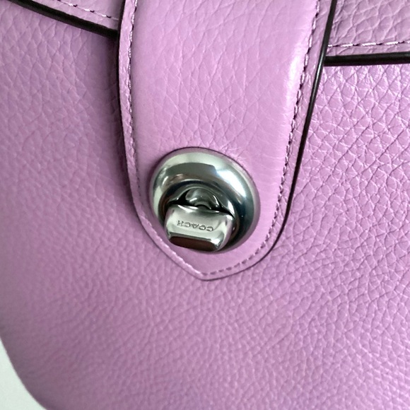 \Coach\ NWT Addie Crossbody - Picture 8 of 16